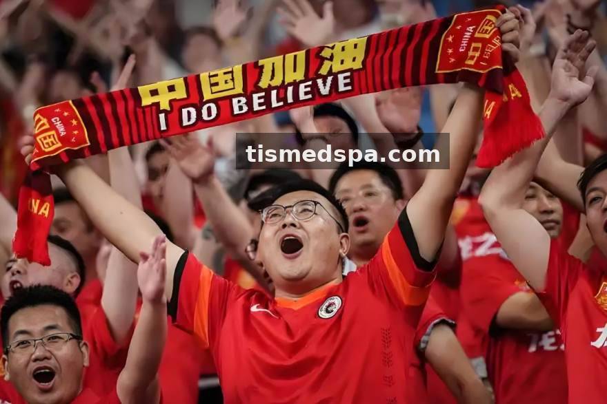 从青训营到首发席：一位LPL新秀中单的两年蛰伏与破茧